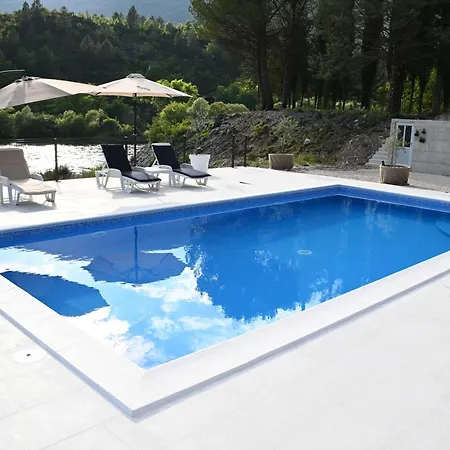 Krivokapic Holiday home *