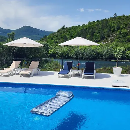 Ferienhaus Krivokapic *